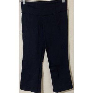 Lululemon Size 4 Women’s Split Leg Casual Yoga Capri Leggings Black 26" x 21"